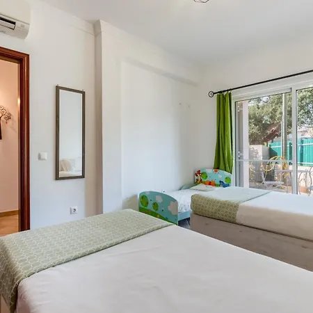Sundays With Pool By Lovelystay Holiday home *